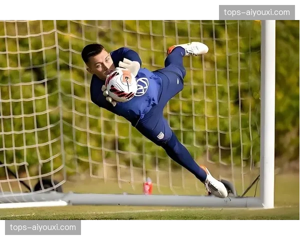 切尔西31轮失38球防线屡现崩盘，波切蒂诺面临战术重塑难题